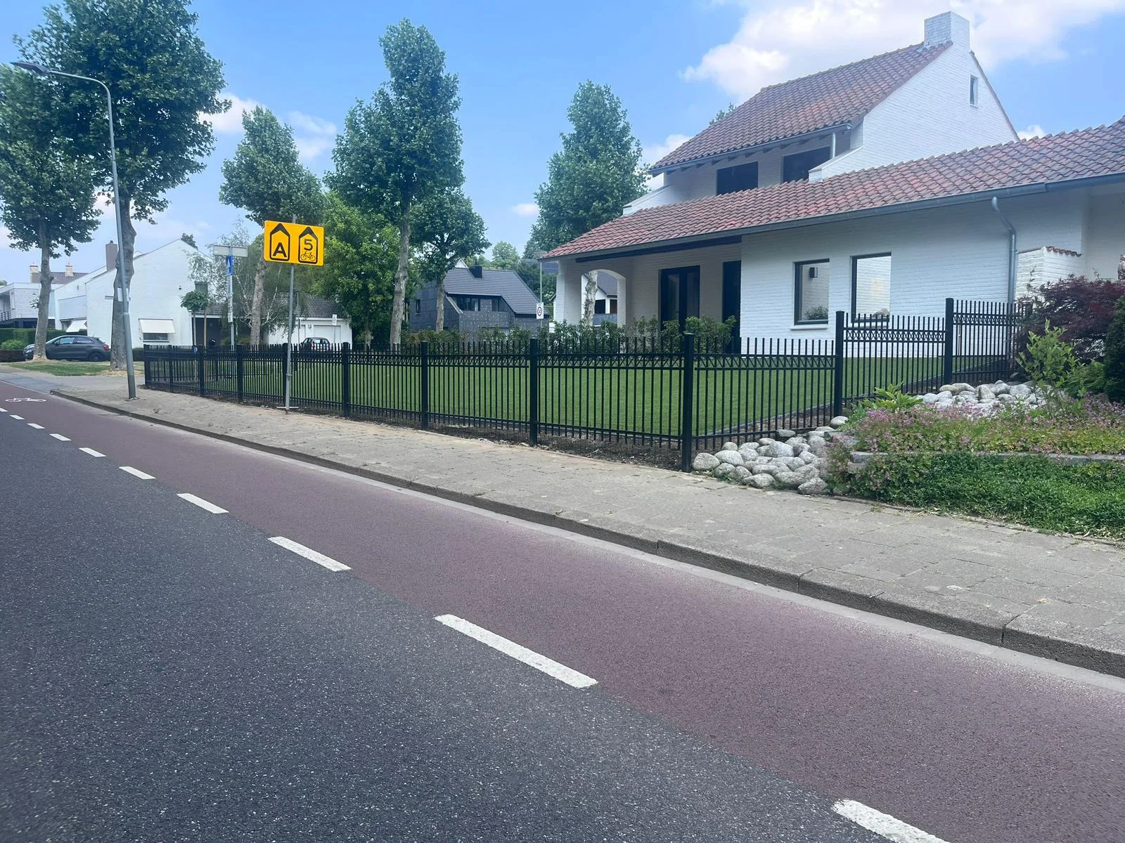 Stalen hekwerk · gerealiseerd project in Oud Heusden